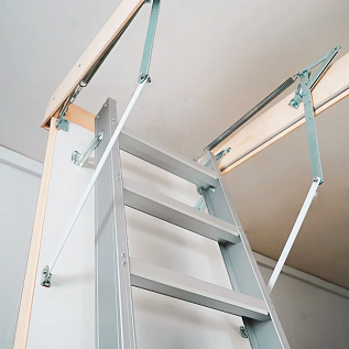 Купить Чердачная лестница алюминиевая с люком 26мм OMAN ALURUS LITE 60х120х280см - изображение 7