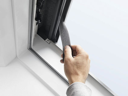 Купить Мансардное окно VELUX Комфорт плюс GLU SK08 0061 114х140см / Белое полиуретановое / ручка сверху / двухкамерное - изображение 11