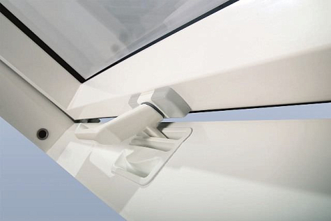Купить Мансардное окно FAKRO PROFI PTP-V U3 55х78см / Белое пластиковое ПВХ с вентклапаном - изображение 6